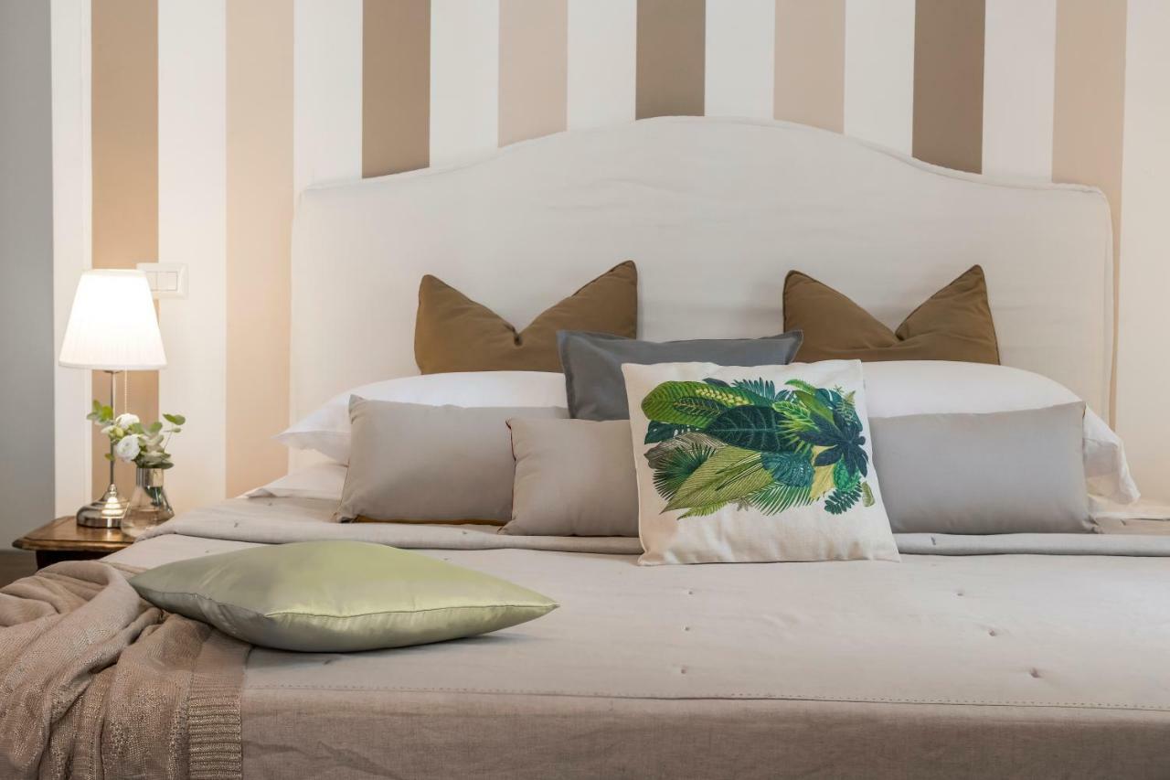 New! Spanish Step Design * Rome