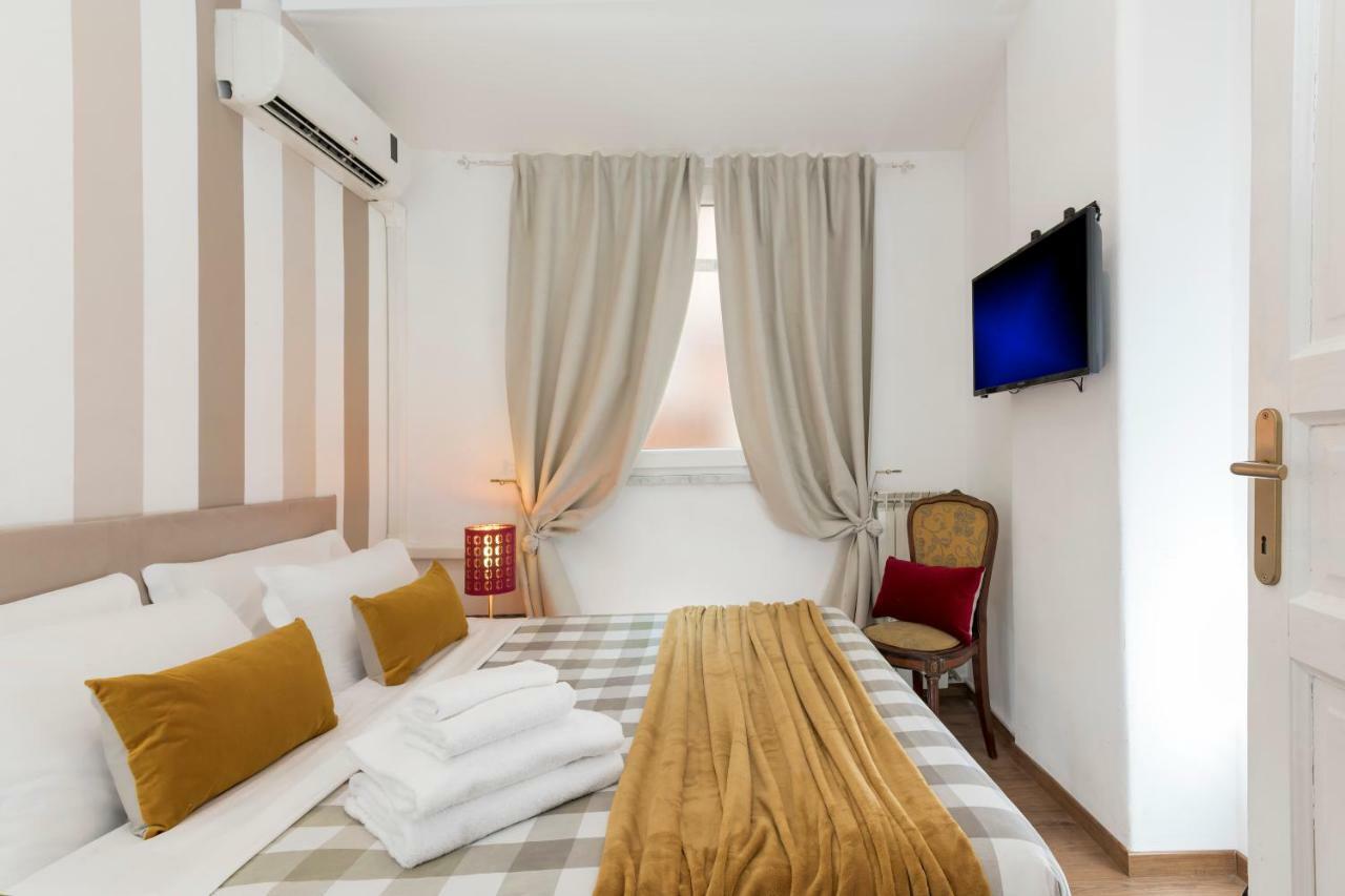 New! Spanish Step Design Appartement *