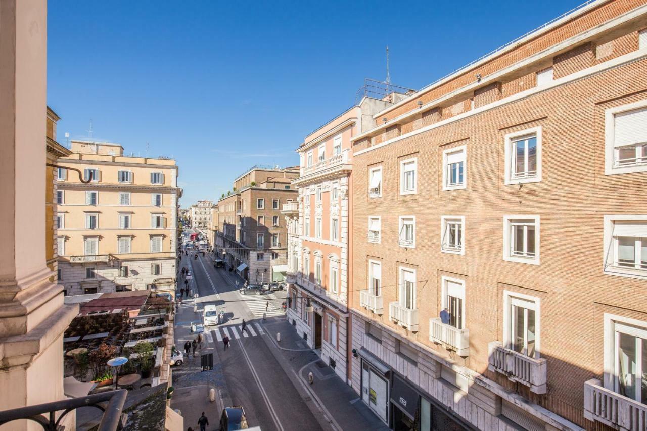 New! Spanish Step Design Appartement