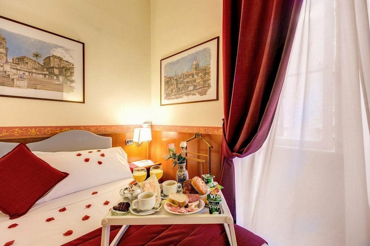 Giotto Flavia Hotel