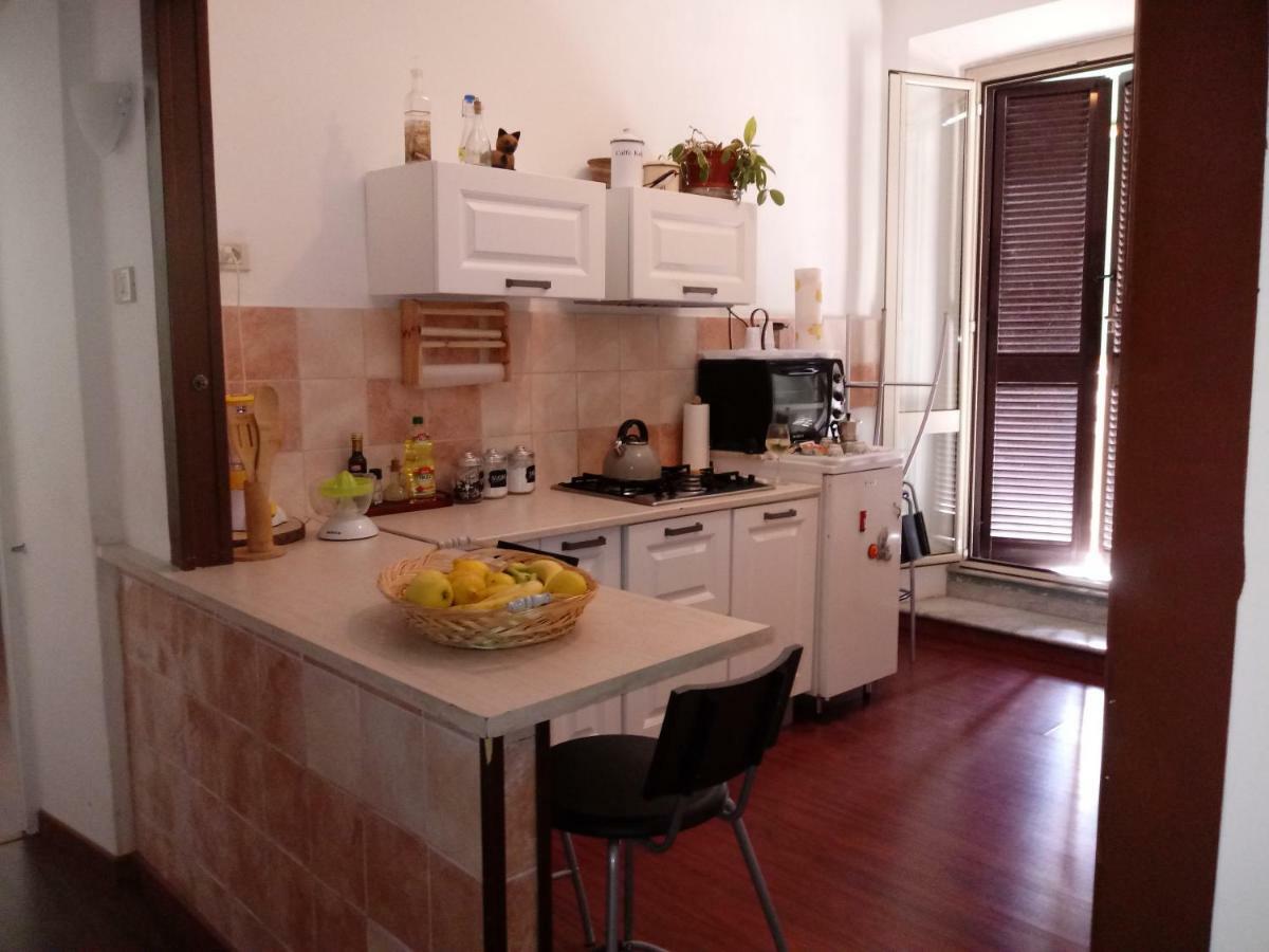 House Apartment *