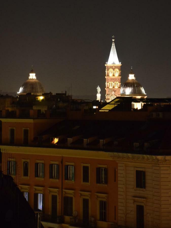Apartment Elegant Attic With Terrace 1 Mt Subway. Nidoluisa Rome