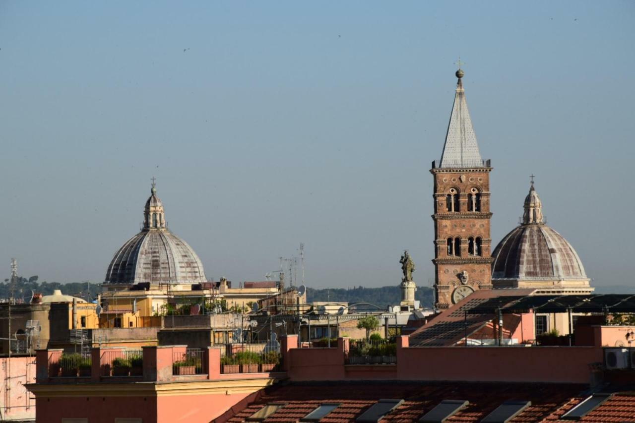 Elegant Attic With Terrace 1 Mt Subway. Nidoluisa Apartment Rome
