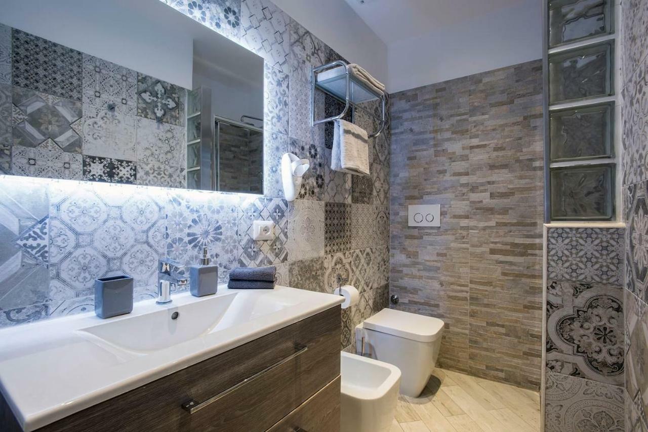 La Finestra Su Fontana Di Trevi - Charming View Apartment Rome