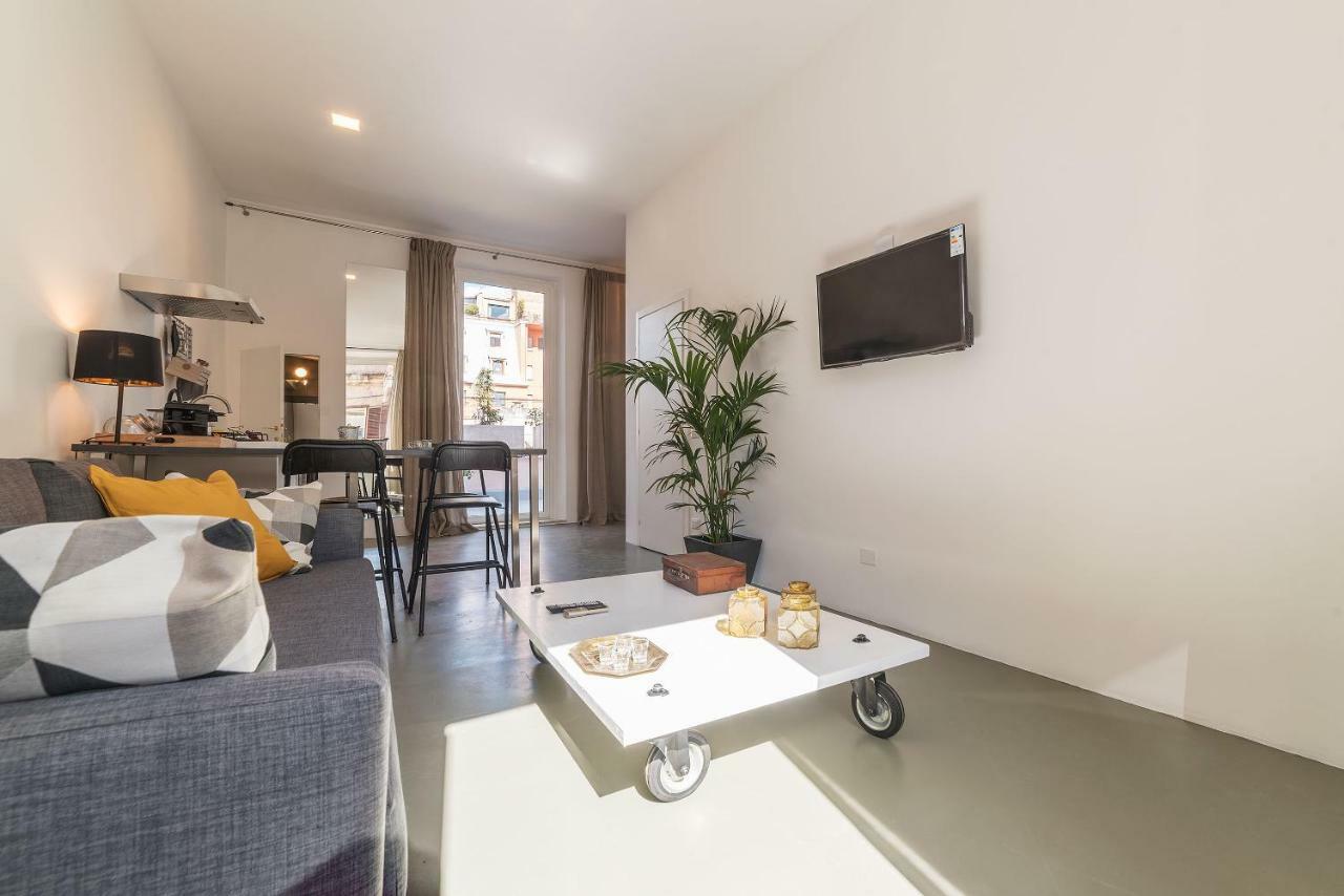 Apartment Iflat Amedeo Industrial Loft