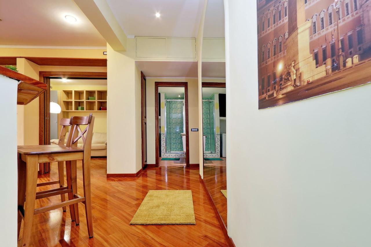 Saras Apartment *