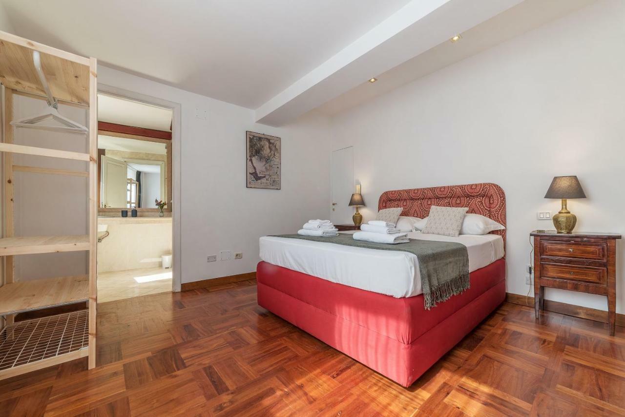 The Spanish Steps Grand Penthouse * Rome