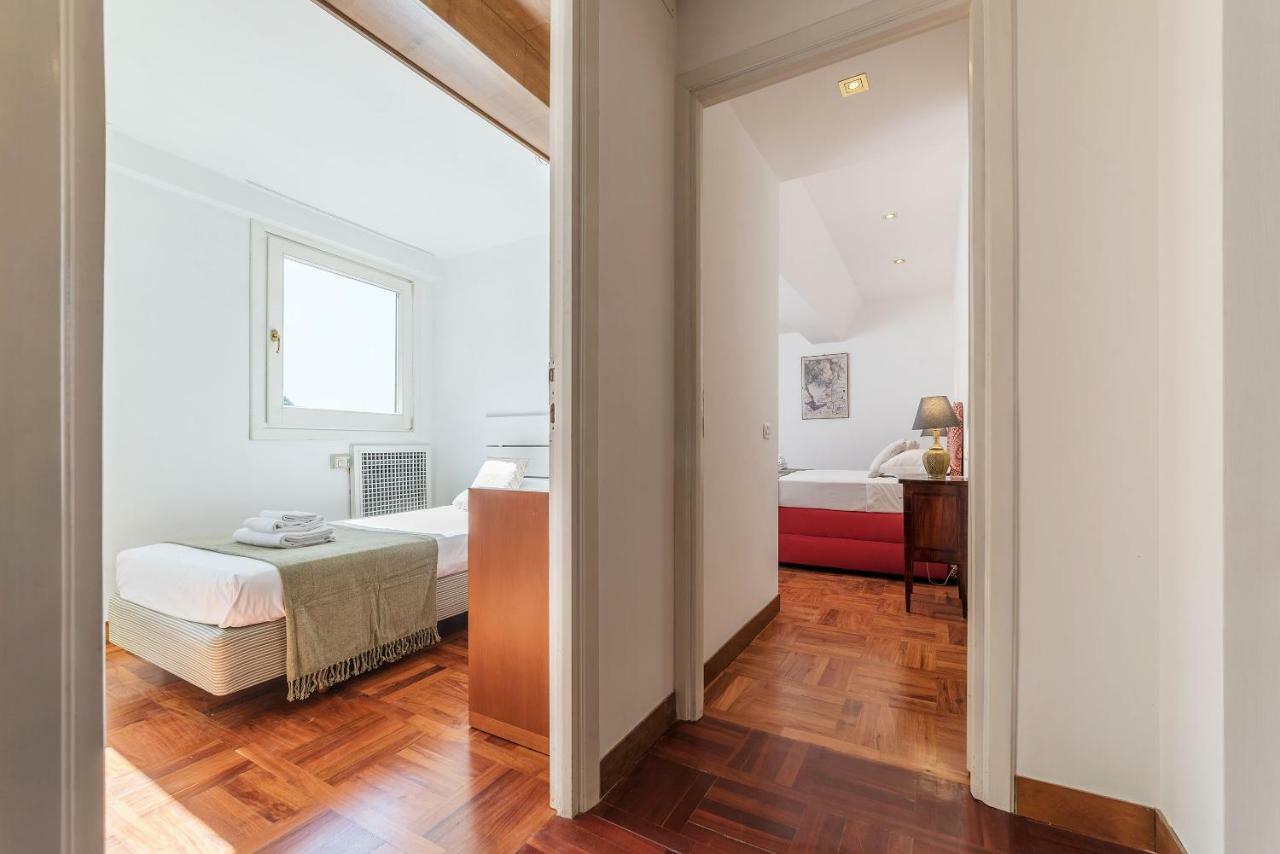 The Spanish Steps Grand Penthouse * Rome