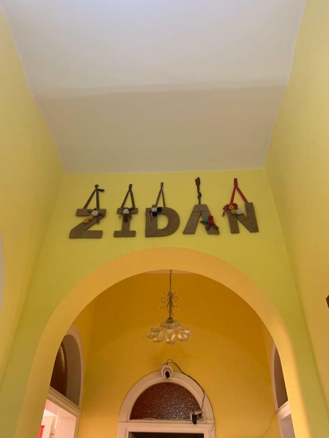 Zidan *