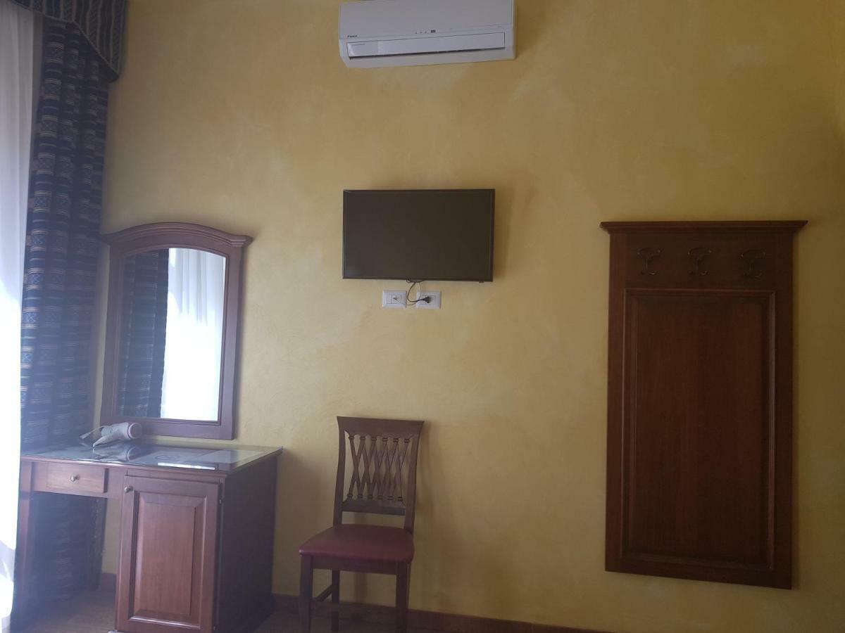 3 Lati Di Pitagora Bed & Breakfast Rome