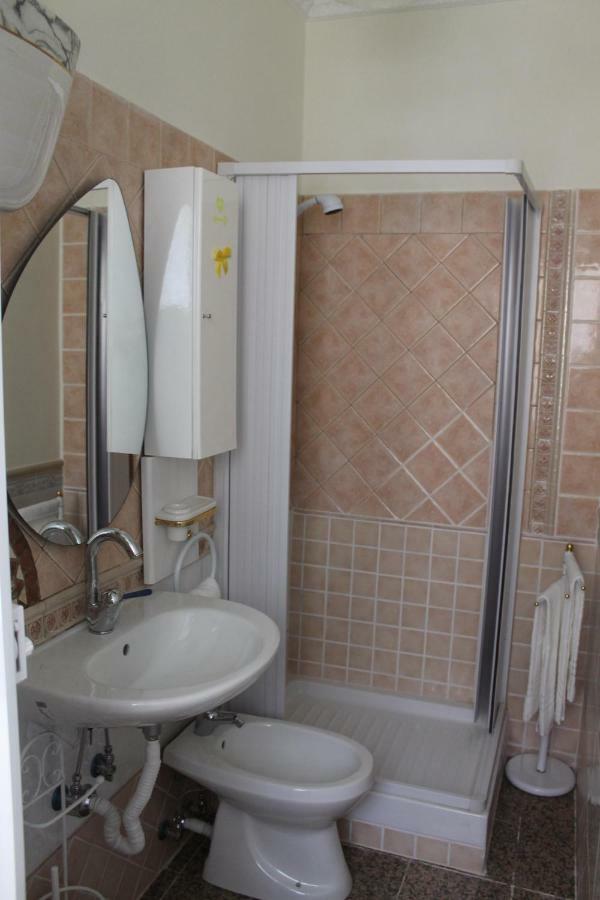 San Peter's Golden Bed & Breakfast 3*