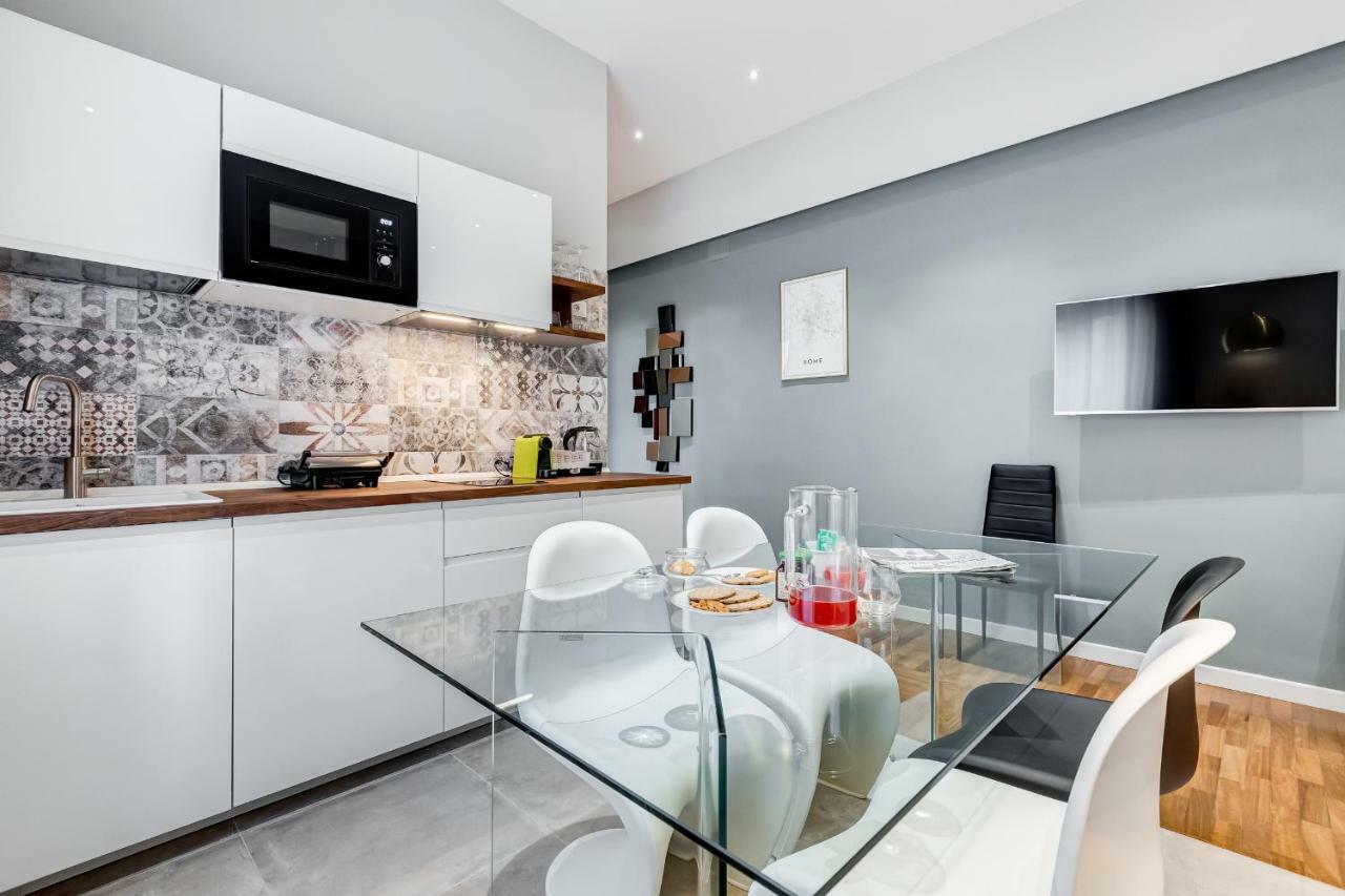 Spanish Steps Exclusive Apartment Rome