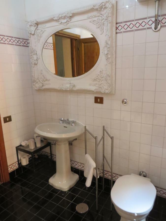 Ac Pantheon Apartment