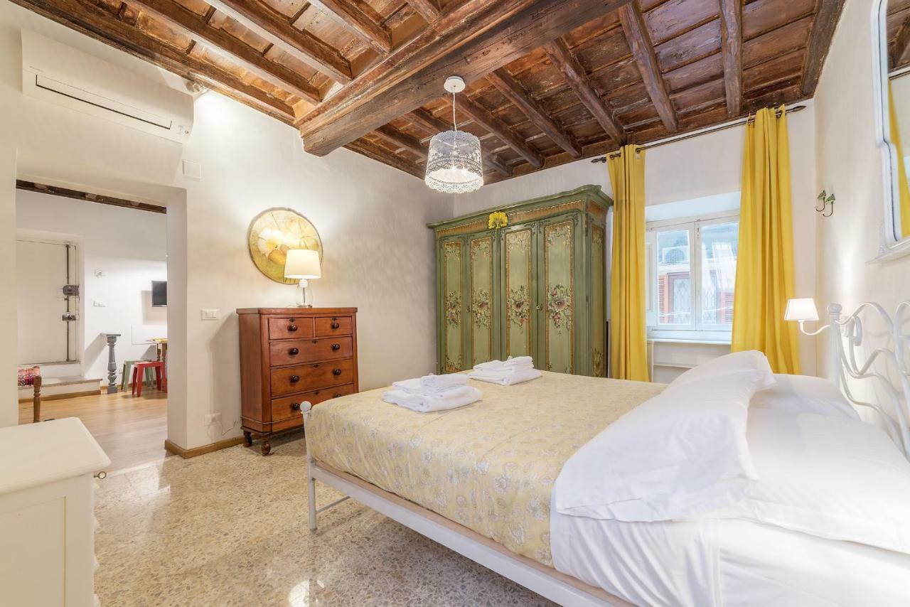 At The Heart Of Monti - Via Dei Capocci Apartment Rome