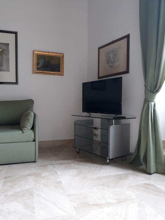 Foro Romano Luxury 2 Apartment Rome