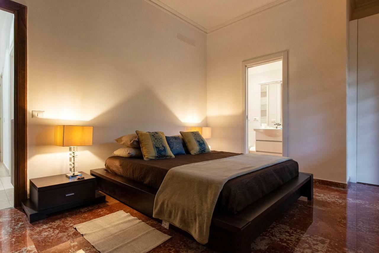 Vatican 307 Apartment *