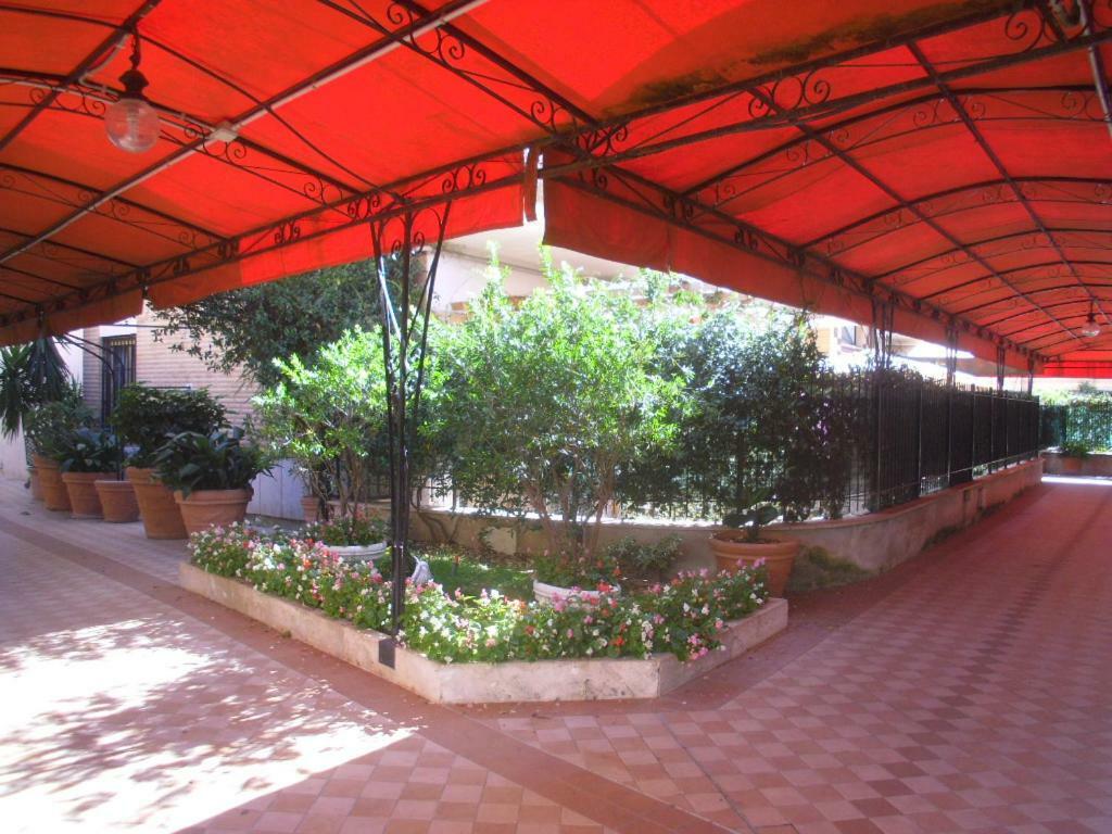 Apartment Lovely Little In Via Aurelia
