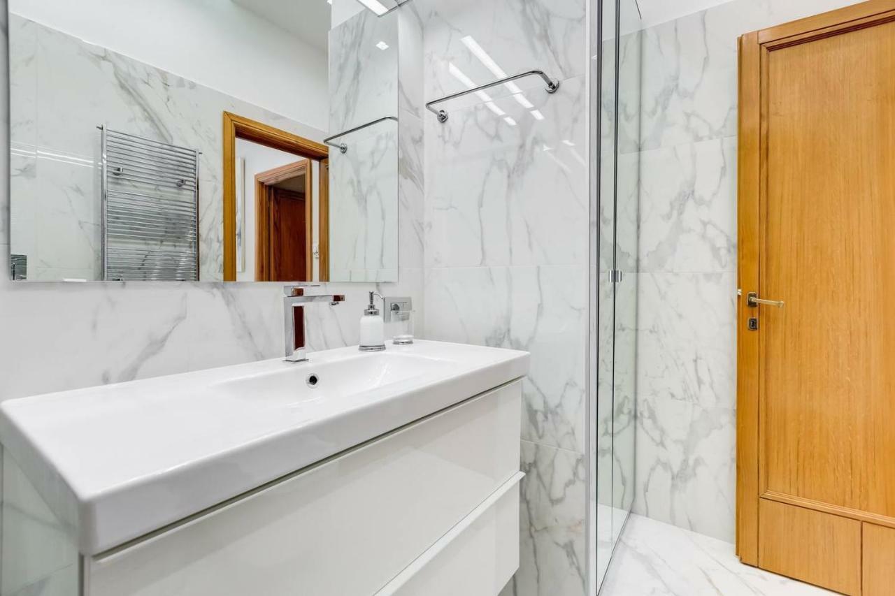 Elical Luxury Apartment