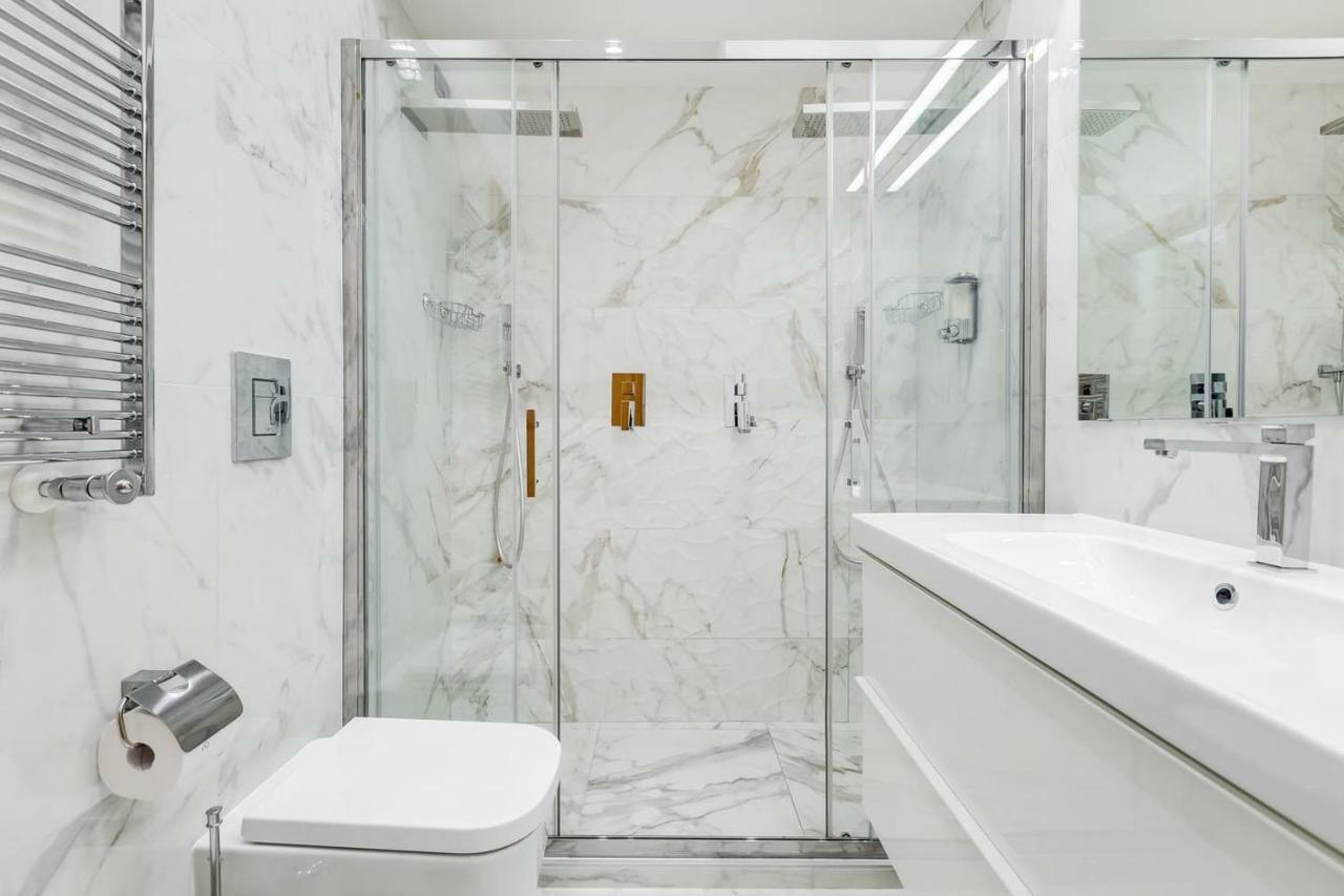 Elical Luxury Apartment