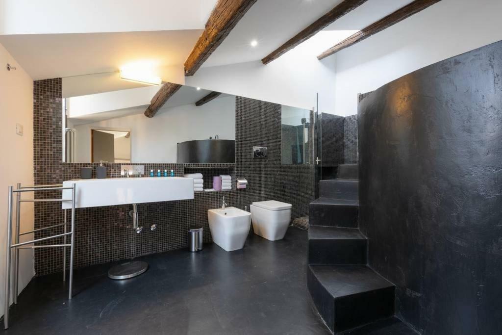 Apartment Attico Al Colosseo Con Vista Rome