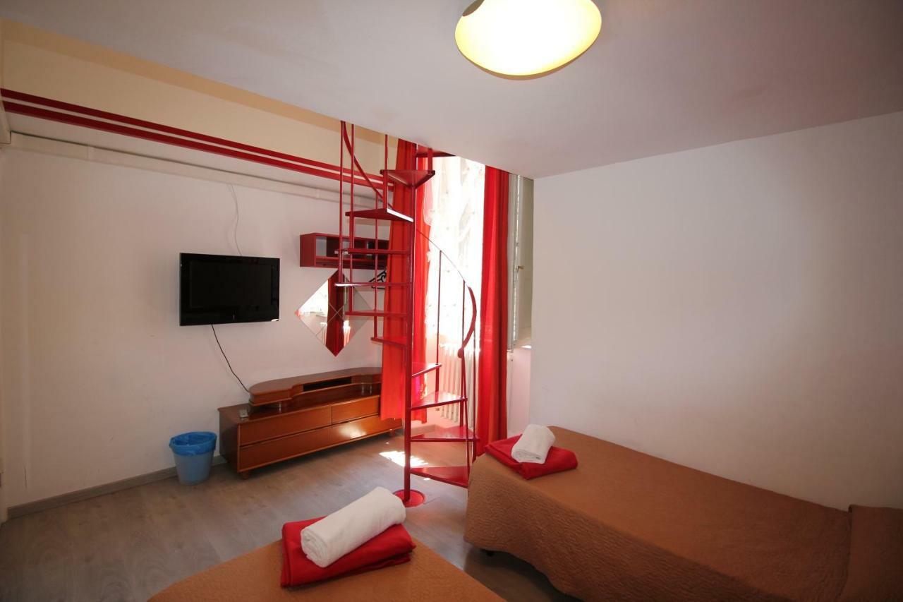 Paradisio Bed & Breakfast 3*