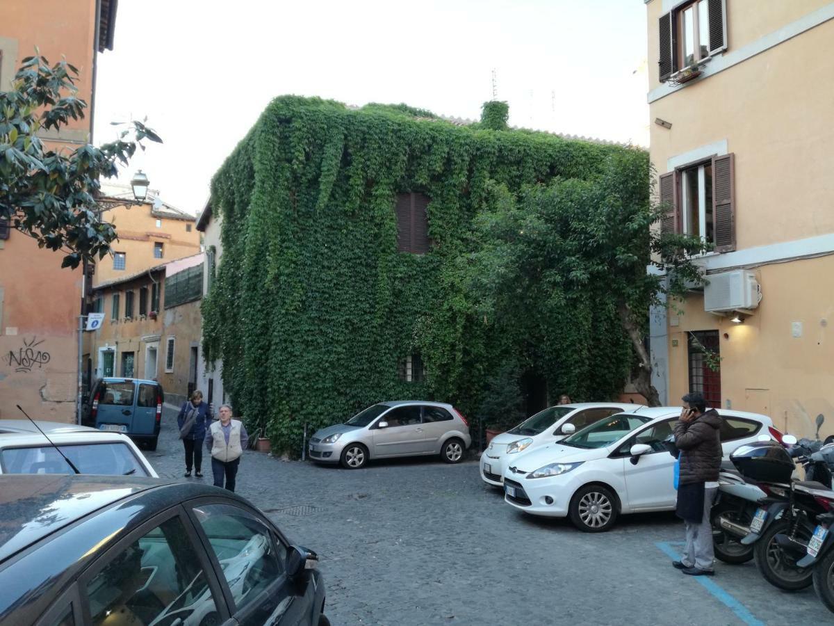 Séjour chez l'habitant Trastevere, What Else... *
