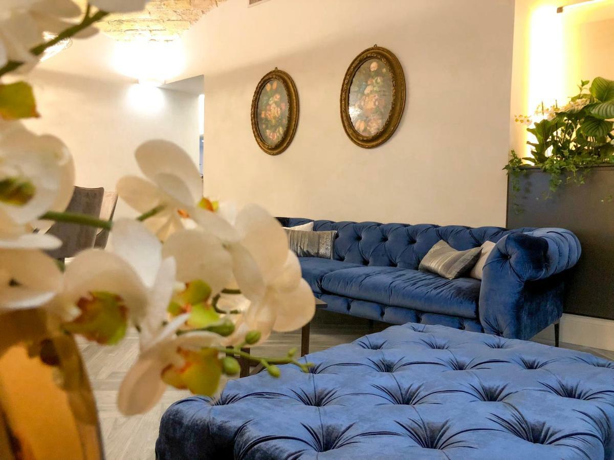 Luma Via Veneto - Your Luxury Style 22 *