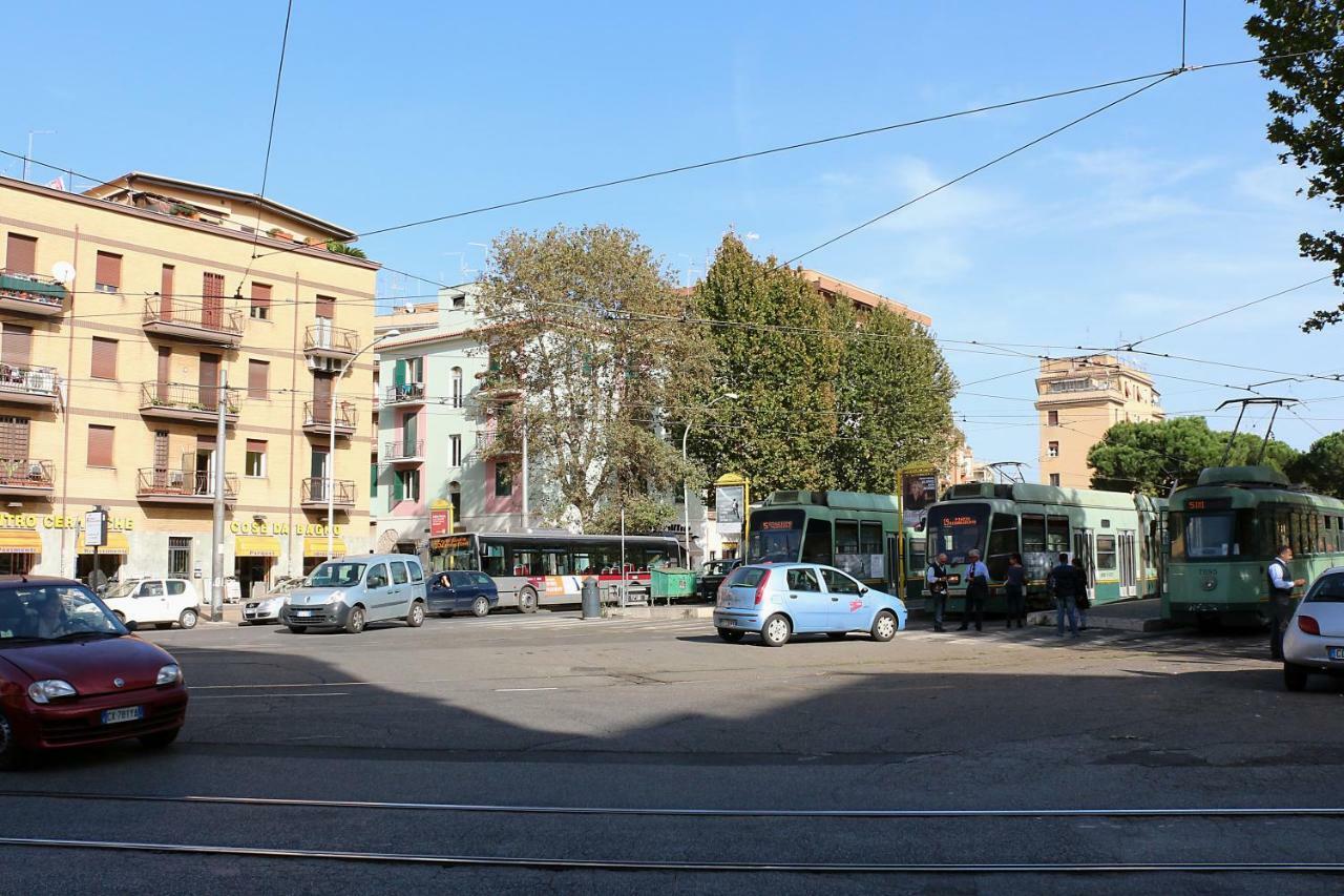 Domus Lauri Apartment Rome