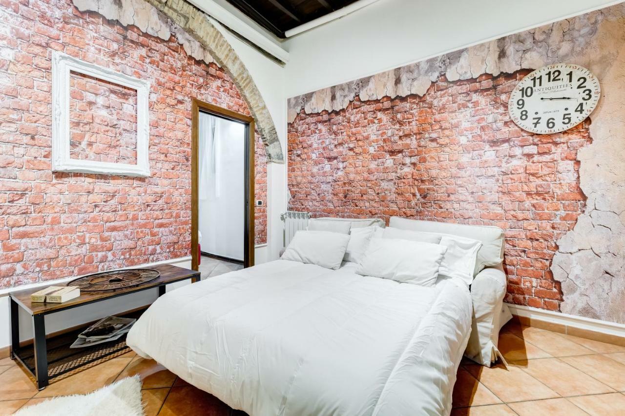 Loveromeapartments Campo De Fiori, Vatican Apartment *