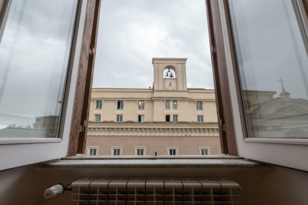 Navona Square Apartment Rome