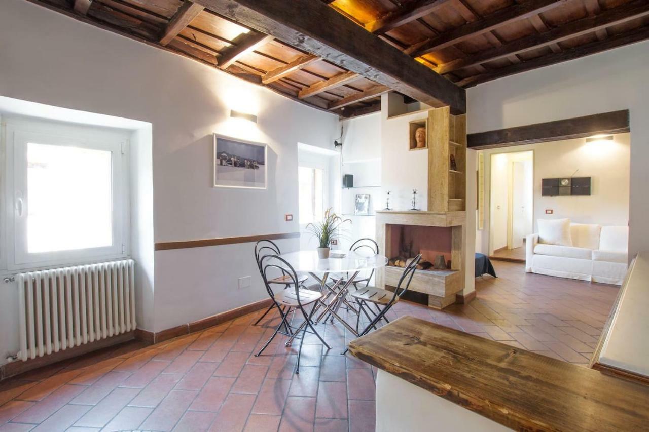 Apartment 38 Vicolo De' Cinque Rome