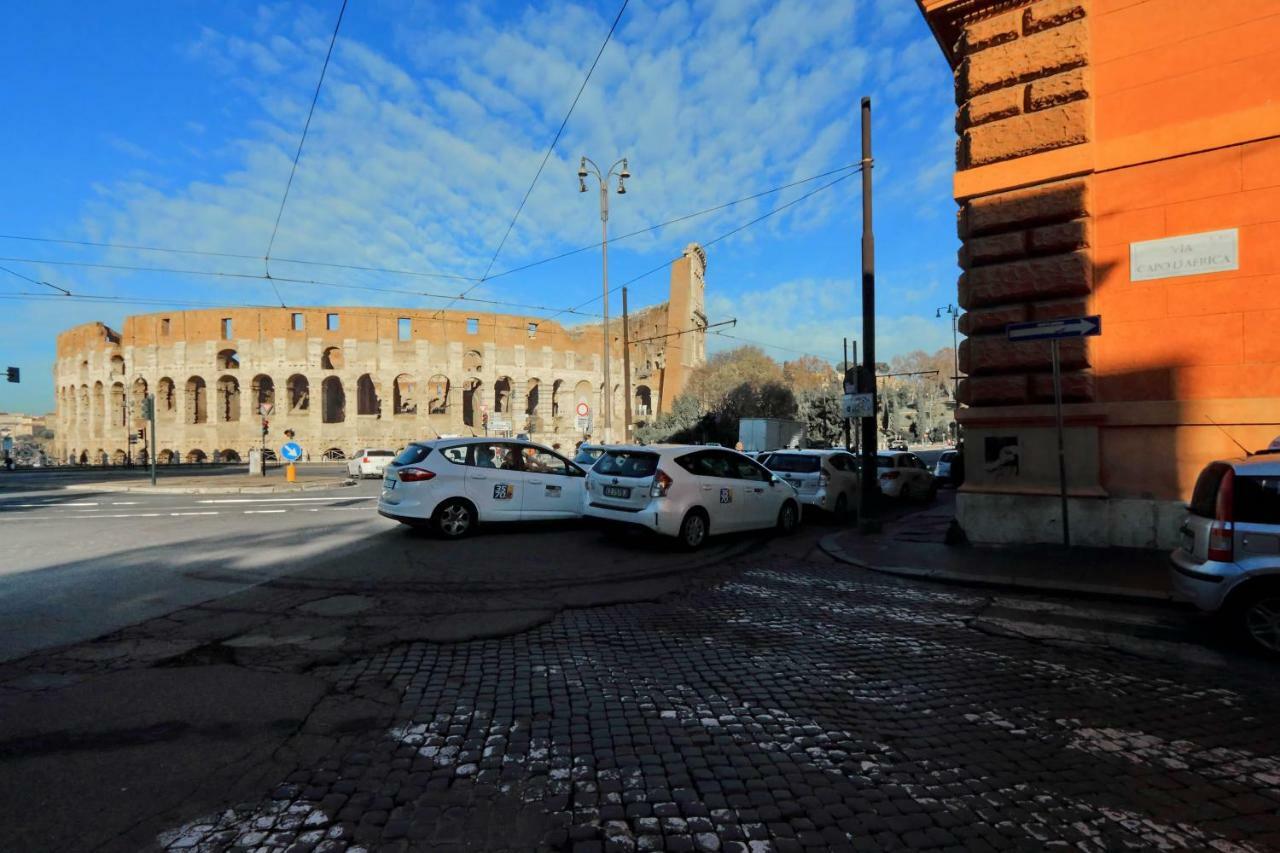 Style Julia 50 Mt From Colosseum Appartamento *