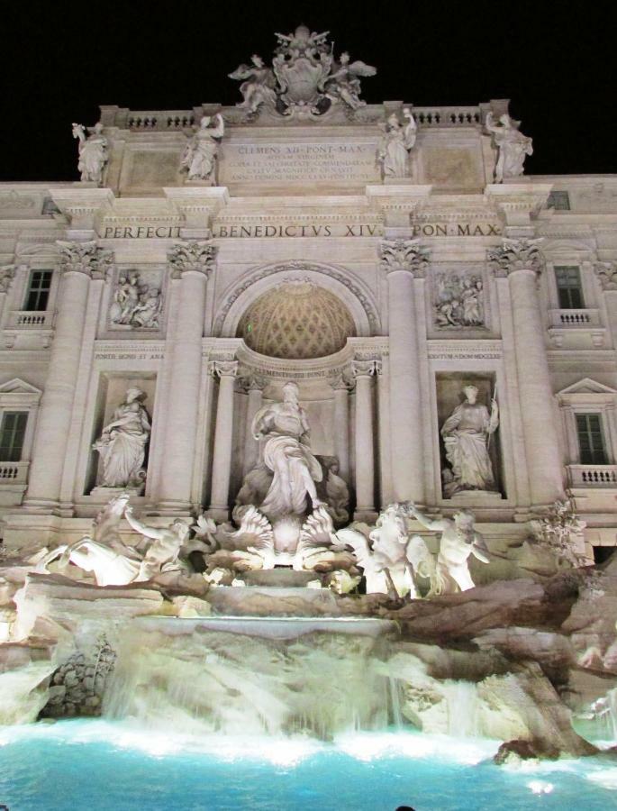 Fontana Di Trevi - Historic Center Apartment Appartement