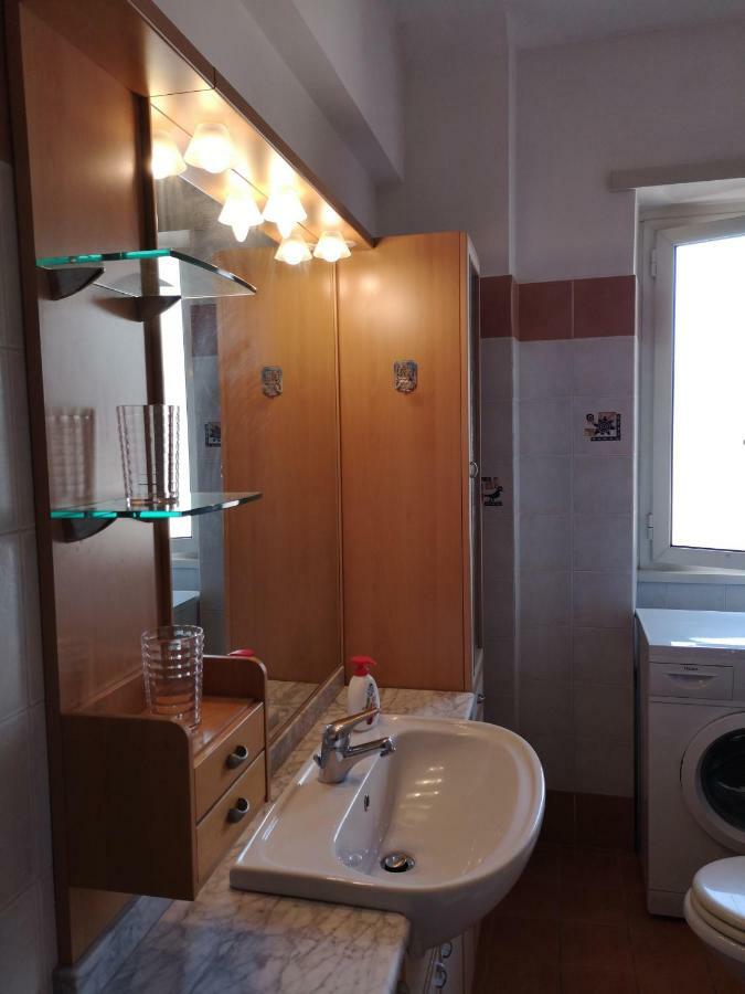 Checchi House Appartement *