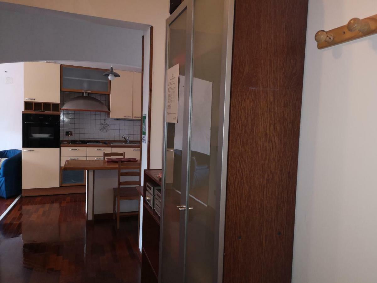 Checchi House * Rome