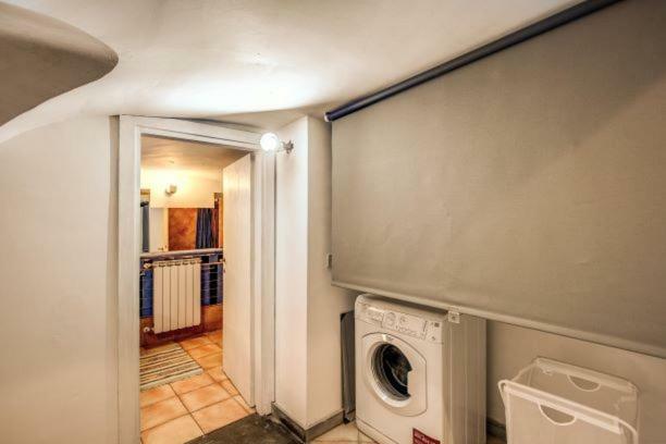 Apartment La Casa A Monti Rome