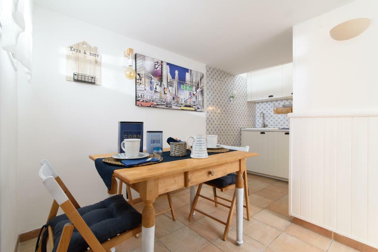 Lovely With Garden In Vatican Museums Trastevere Apartment *