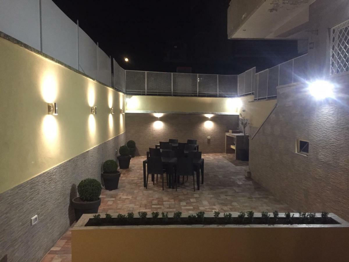 Appartement Terraced - Metro To Vatican & Center