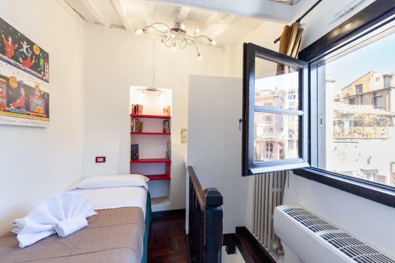 Charming Roman Holidays In Trastevere