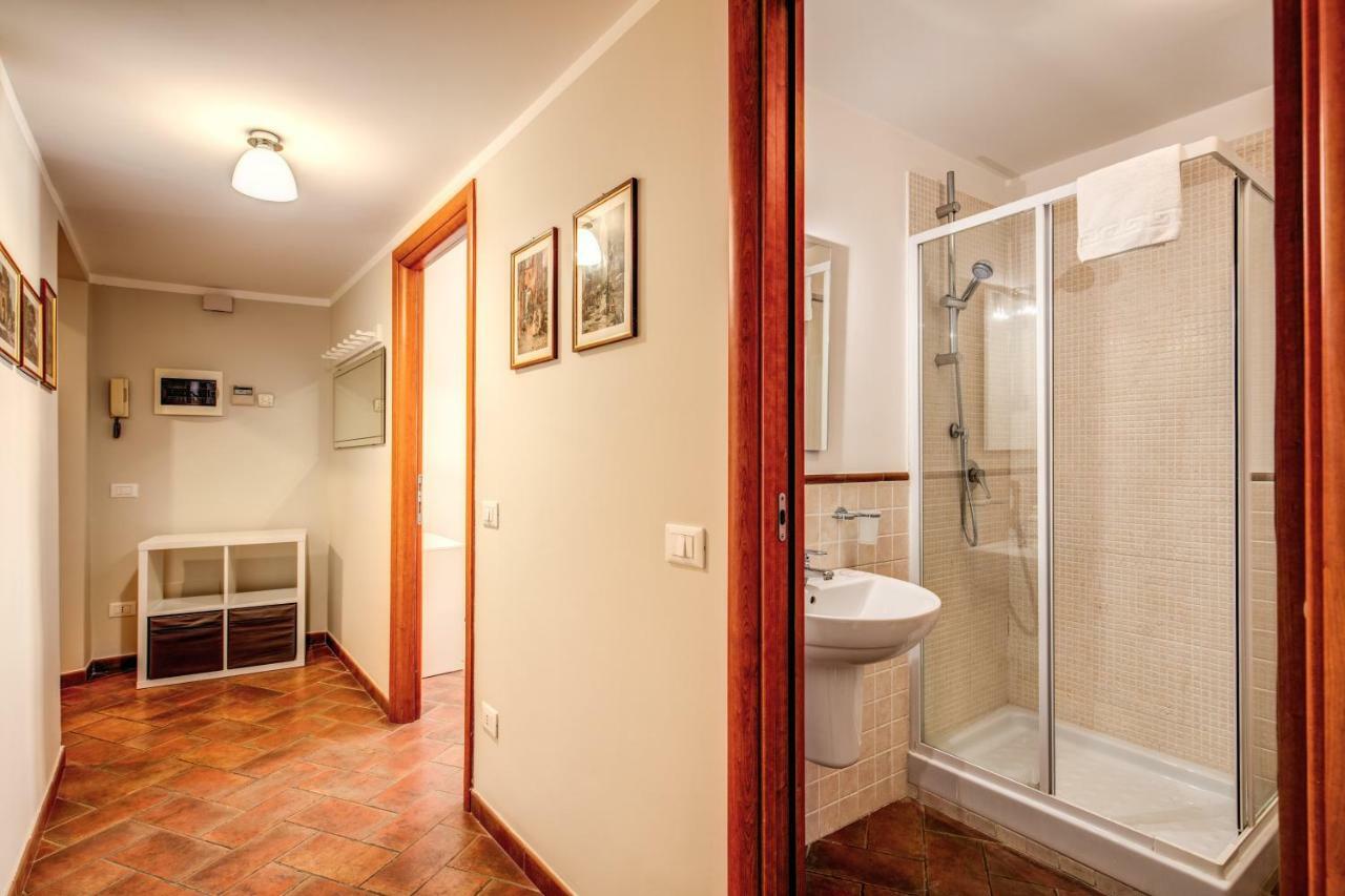 Appartement Via Del Monte Della Farina Rome