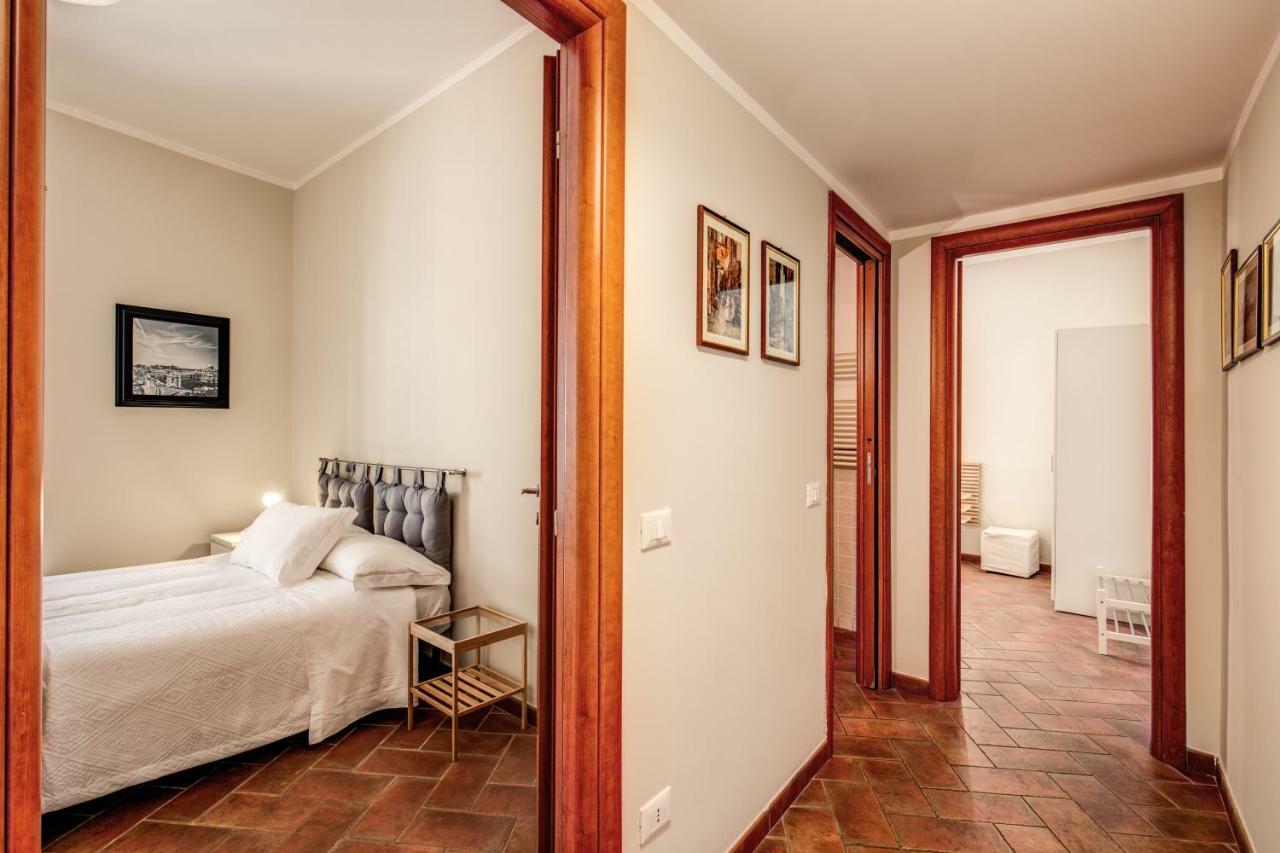 Appartement Via Del Monte Della Farina Rome