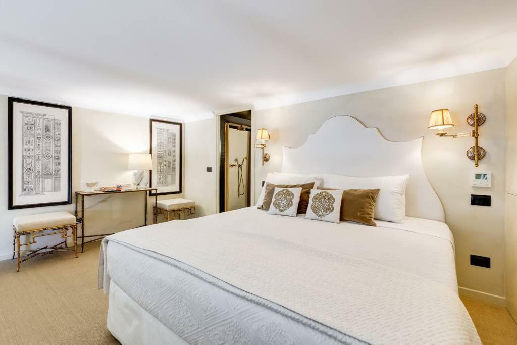 Luxurious Loft Facing The Pantheon