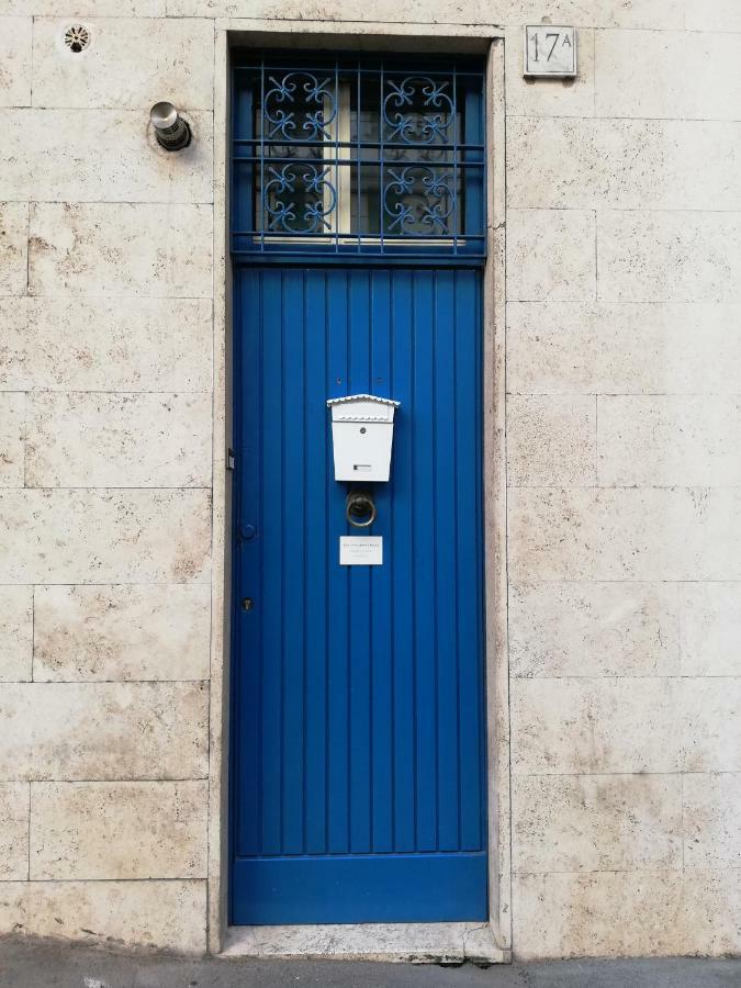 The Blue Strawberry House In San Giovanni Apartment