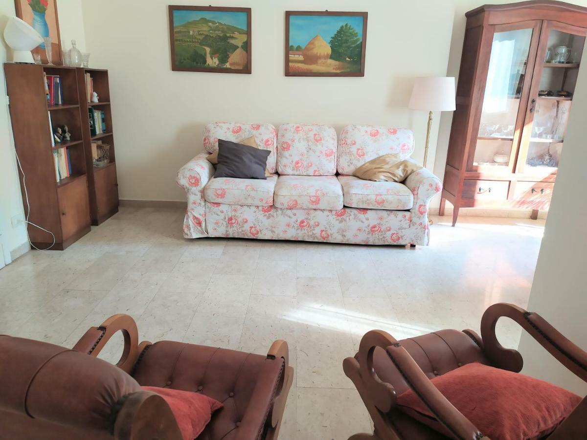 Viale Trastevere 231 A Int.2 *