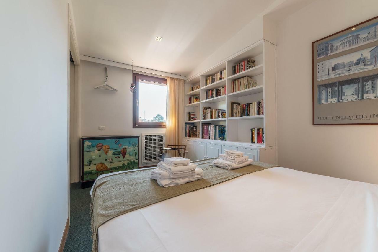 Apartment The Spanish Steps Grand Penthouse Rome