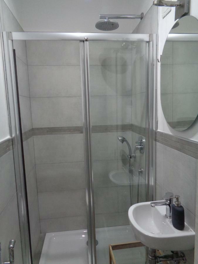 Guest house T C Rms *