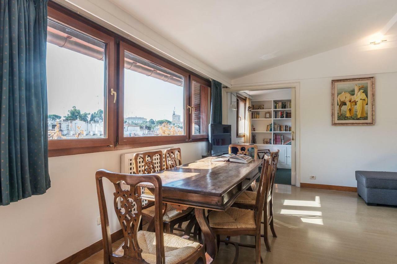 The Spanish Steps Grand Penthouse Apartment Rome