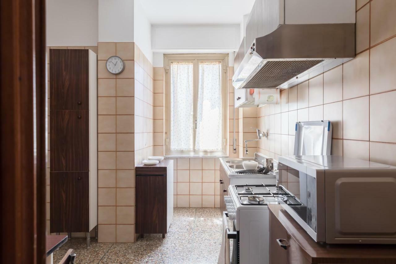 Appartamento Hortis Apartment, 5 Persone, 2 Camere, Balcone, Metro C E Tram Per Il Centro *