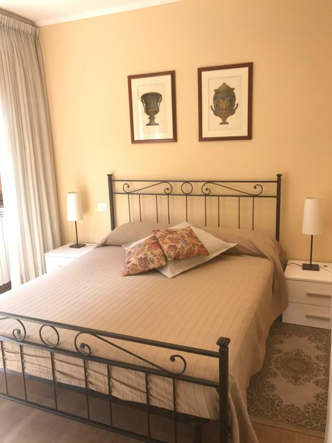 Apartment Dream I *
