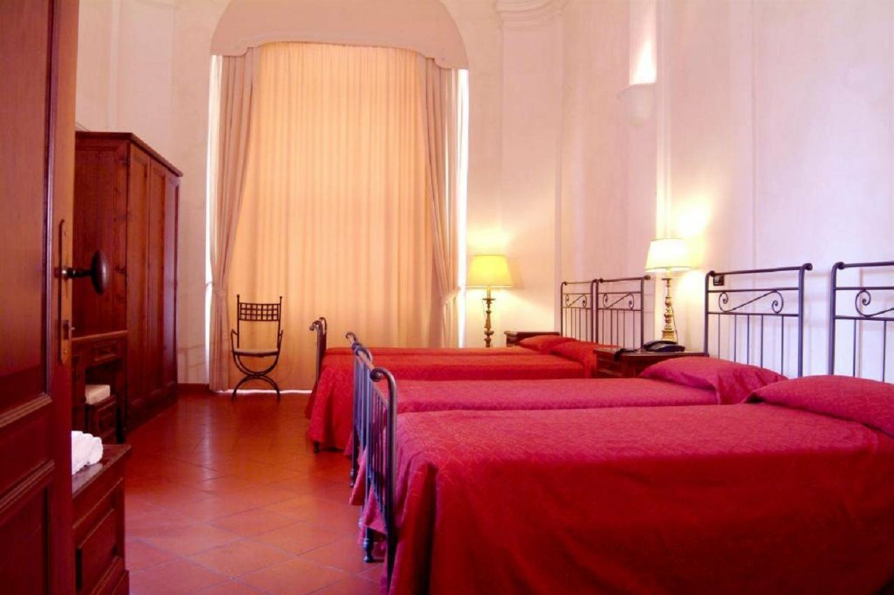 Bed & Breakfast Domus Sessoriana Rome